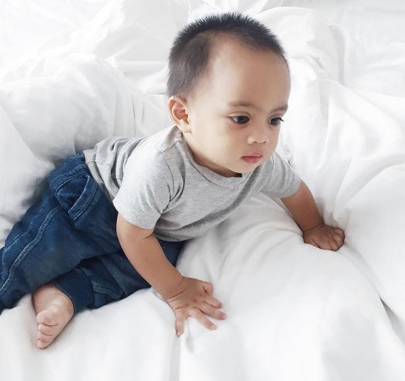 12 Anak Artis Ini Super Lucu dan Menggemaskan. Idolamu Termasuk?