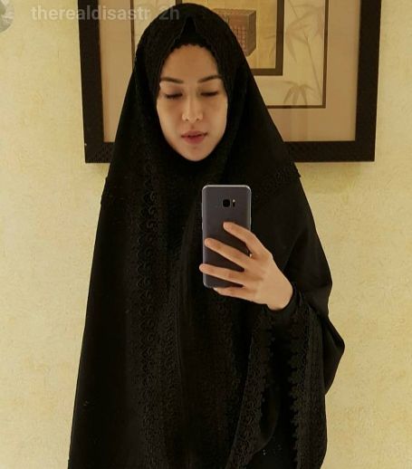 dian sastro hijab