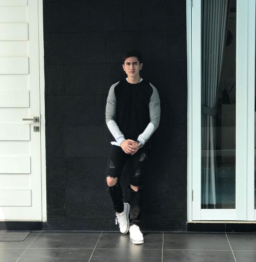 Foto Wow Begini Penampakan Rumah Baru Rp 3 Miliar Verrell Bramasta