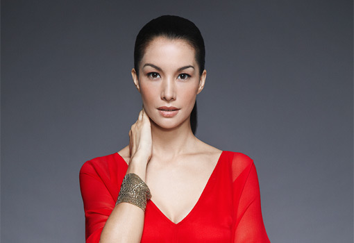 Ikki erkak bir ayolni sikishdi (video) Qanday qilib uni ayolga surish kerak