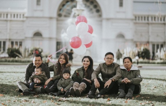 Liburan ke Australia, Foto Bahagia Keluarga Anang 