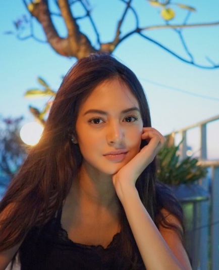 foto street style ala aurelie moeremans pacar ello yang foto street style ala aurelie moeremans pacar ello yang