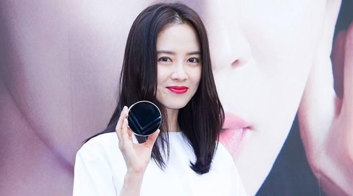 Foto: Song Ji Hyo Pamer Selfie Adik Lagi, Netter Puji Kualitas Visualnya