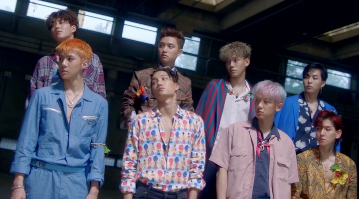 92 Foto Penampakan Di Mv Exo Growl HD