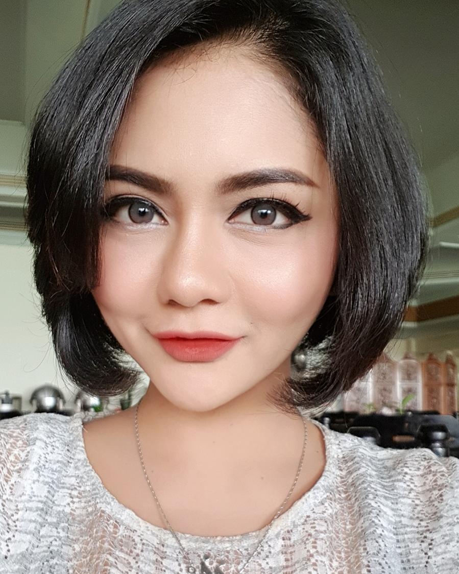 FOTO : Terlalu Cantik, Jenita Janet Makin Mirip Boneka Barbie Versi