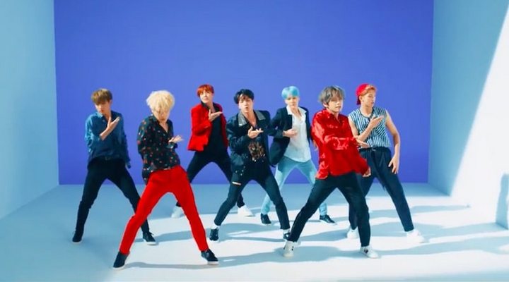Foto: BTS Grup K-Pop Pertama yang Masuk ke Chart 'Spotify's Global Top 50'