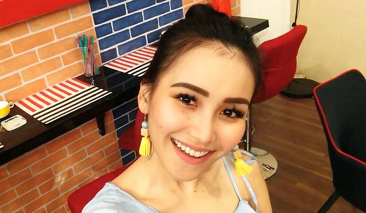 Bakal Bisnis Kue Kekinian, Ayu Ting Ting Malah Diprotes Lagi