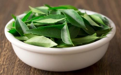 Inilah 4 Perawatan yang Bisa Merangsang Pertumbuhan Rambut