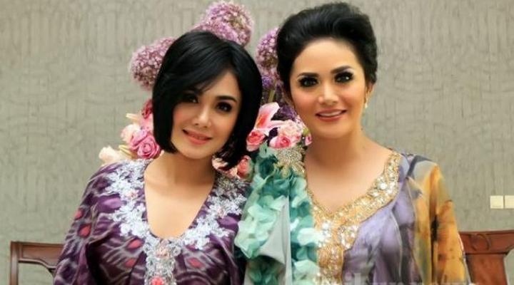 Yuni Shara Akan Luncurkan Buku, Krisdayanti Beri Dukungan