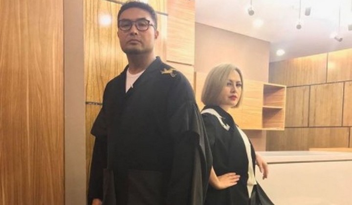 Kisah Romantis Cynthia Lamusu & Surya Saputra Jalani Lebih 