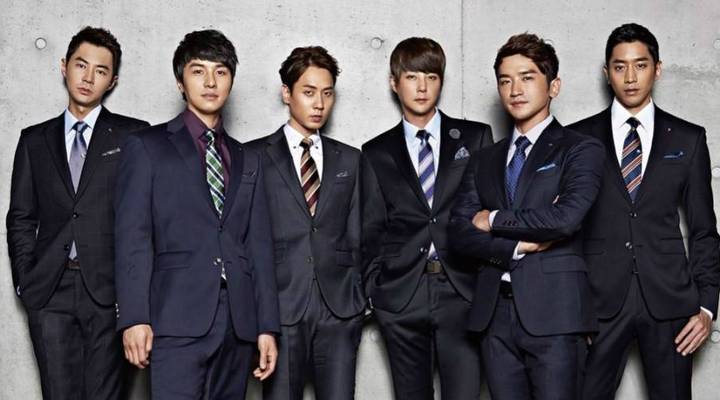 Shinhwa Cetak Rekor Sebagai Boy Group yang Paling Langgeng