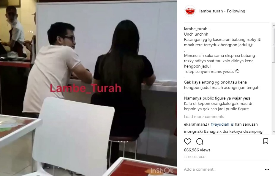 Rezky Aditya Berdua dengan Wanita di Resto