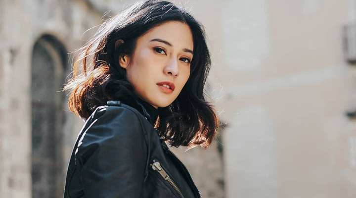 Terkenal Selalu Sopan Baju Terbuka yang Dipakai Dian Terkenal Selalu Sopan Baju Terbuka yang Dipakai Dian