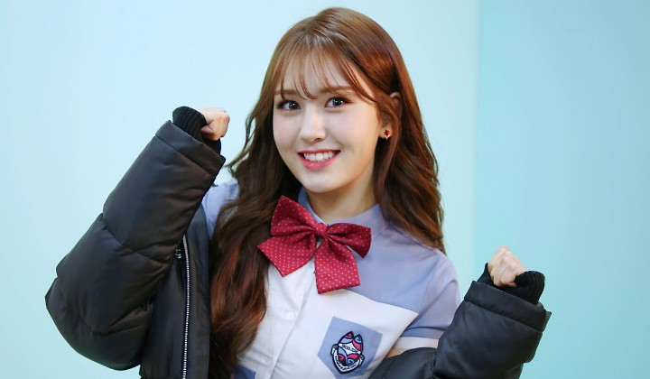 Jeon Somi Tampil Cantik Dengan Gaya Rambut Baru, Netter Malah Soroti