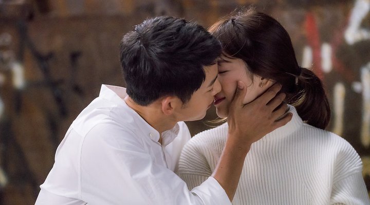 Song Joong Ki dan Song Hye Kyo di 'Descendants of the Sun'