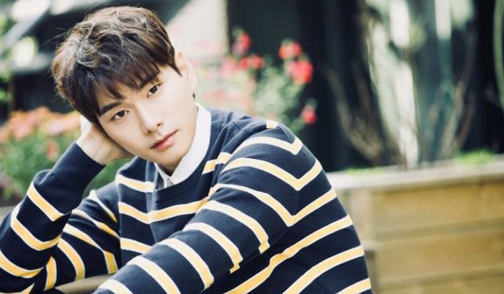 Сколько лет дже гену. Lee yi Kyung. Yi Lee. Ли и-гён актер. Ли и кён/ Lee yi Kyung (модель).