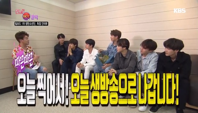 Bangtan Boys Melakukan Wawancara dengan MC Acara \'Entertainment Weekly\' KBS2