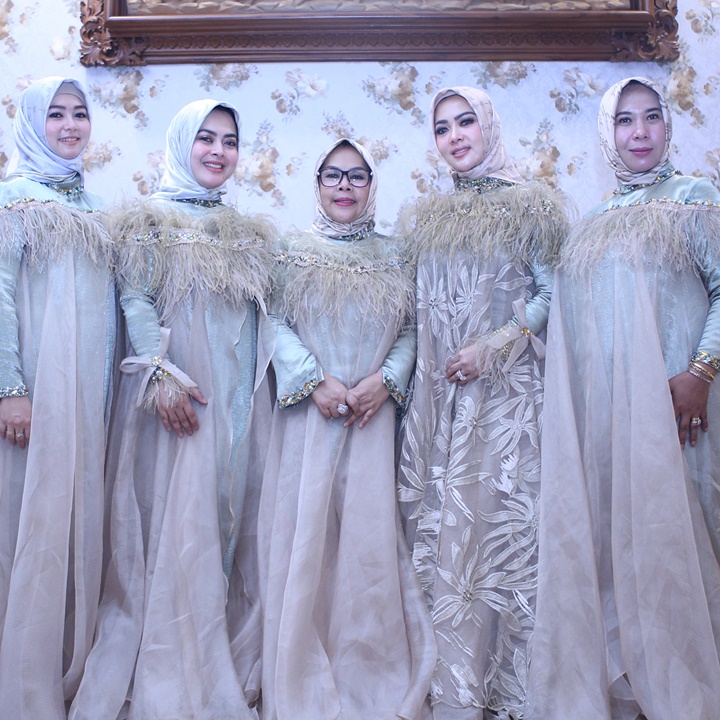 Model Baju Lebaran Syahrini Tahun Ini Gambar Islami