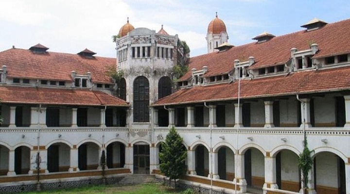 Lawang Sewu Penuh dengan Cerita Mistis