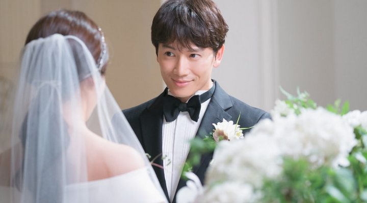 Foto: Ji Sung Tersenyum Tatap Anggunnya Han Ji Min Dibalut Gaun Pengantin di Teaser Baru 'The Wife I Know'