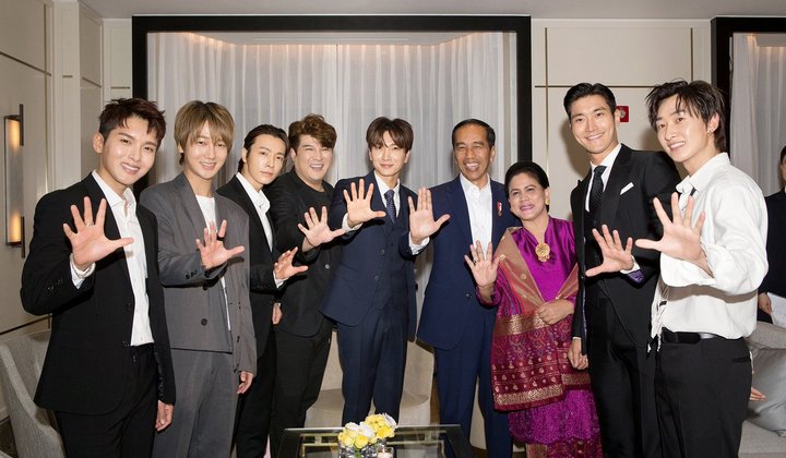 Foto: Usai Diundang di Asian Games, Super Junior Bertemu Presiden Joko Widodo di Korea Selatan 