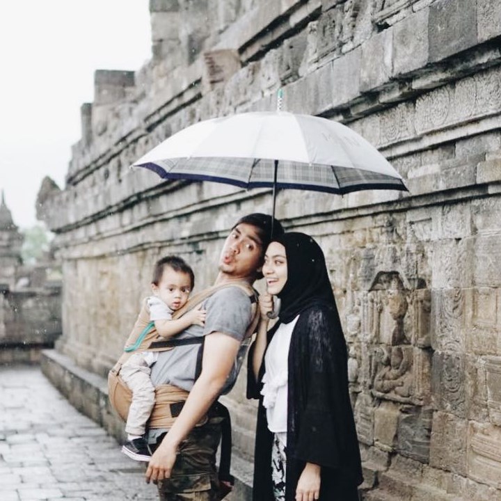 8 Keluarga Artis Indonesia Ini Punya Vlog Yang Seru Abis Untuk Diikuti 8 Keluarga Artis Indonesia Ini Punya Vlog Yang Seru Abis Untuk Diikuti