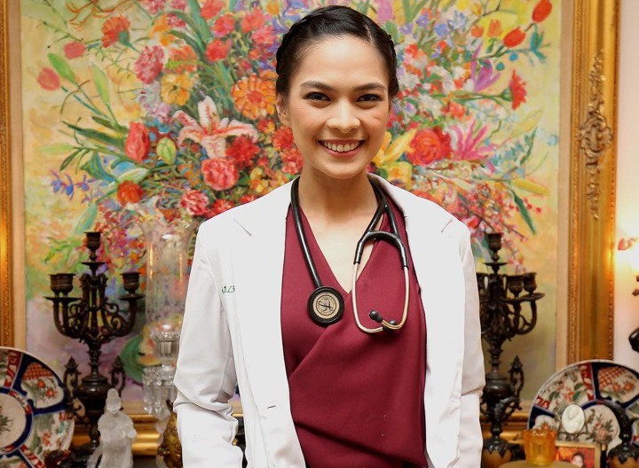 Aditya surya dokter muda yang multitalenta