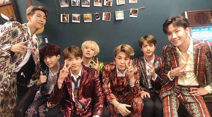 ELLE Sebut Bangtan Boys Sebagai Boyband Berbusana Terbaik 