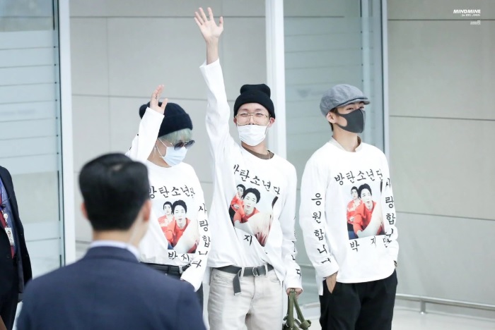 Fashion Bandara Terbaru BTS