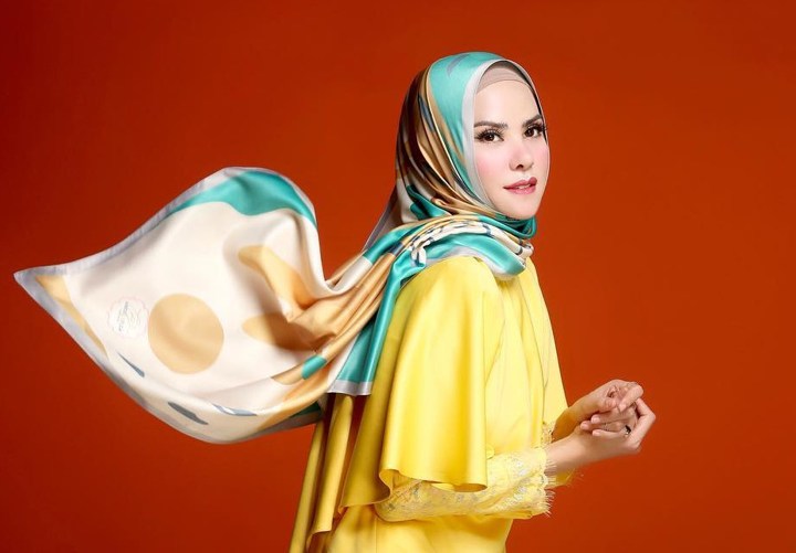 Punya Merek  Sendiri 6 Artis Wanita Indonesia Bisnis 