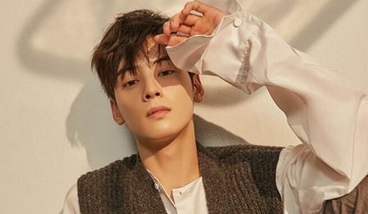 Cha Eun Woo Ternyata Sempat Tak Merasa Tampan Sebelum Akhirnya Dipuji Orang Lain