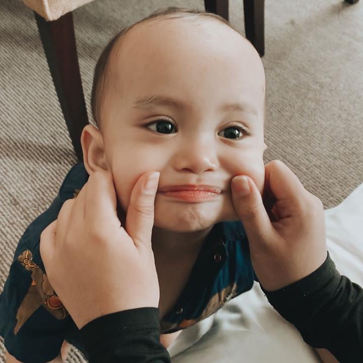 10 Foto Menggemaskan Anak Artis Indonesia Yang Sukses Jadi Keponakan Online Netizen