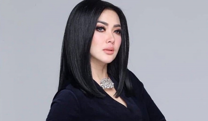 Syahrini Disebut Bergelimang Harta Tapi Tak Berpendidikan, Netter