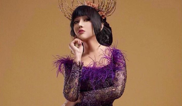 ‘Suami’ Lucinta Luna Ngemper di Stasiun Kereta, Netizen Ketahuan Lagi