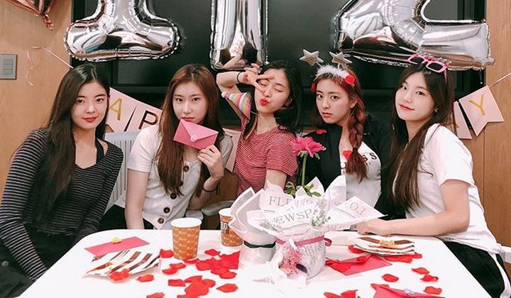 Bikin Nama Inggris Awur-Awuran, Member ITZY Sukses Bikin ...