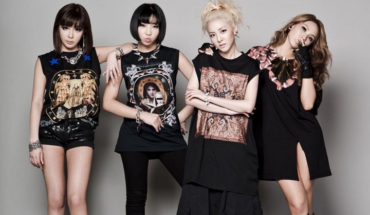 Foto: Rayakan 10 Tahun Debut 2NE1, CL Hingga Sandara Park Tulis Pesan Manis ke Fans