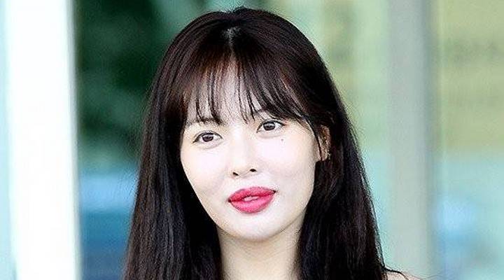 Pede Pamerkan Bibir Tebal  di Selca Terbaru Usai Bantah 