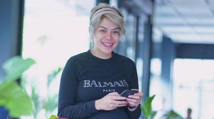 640 Gambar Anak Kecil Acungkan Jari Tengah Gratis Terbaik