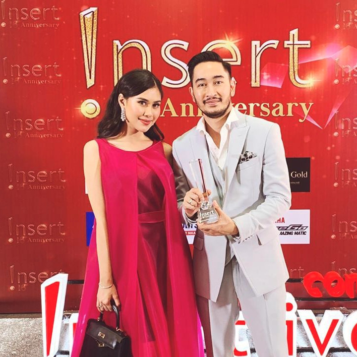 7 Selebriti Cantik Ini Dipuji Setinggi Langit Usai Bawa Pulang Trofi di