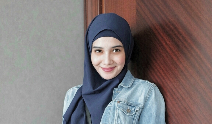 Hadiri Pernikahan Roger-Cut, Zaskia Sungkar Serukan Candaan Soal 'Jomblo' Malah Tuai Peringatan