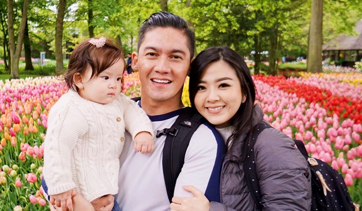 Foto: Franda ‘Ngegas’, Samuel Zylgwyn Santai Izinkan Nama Anak ‘Dicomot’ Tuai Respon Mengejutkan