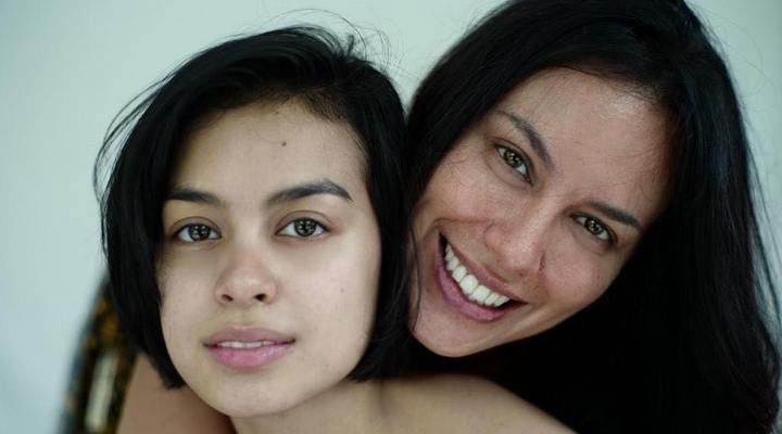 Foto: Eva Celia Genap 27 Tahun, Sophia Latjuba Puji Setinggi Langit Sekaligus Panjatkan Harapan Ini  