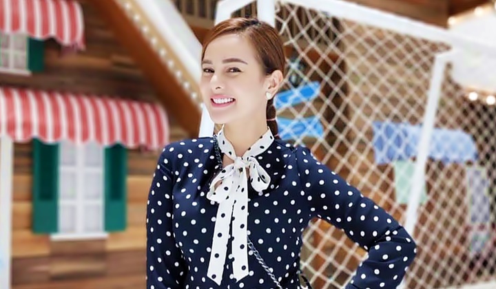 Foto: Usai 'Dituntut' Minta Maaf ke Raffi-Bella, Astrid Tiar Kini Tuai 'Serangan' Bertubi-Tubi 