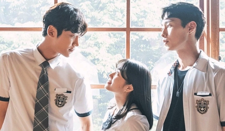 Penulis Webtoon Asli 'Extraordinary You' Puji Akting Para Pemain