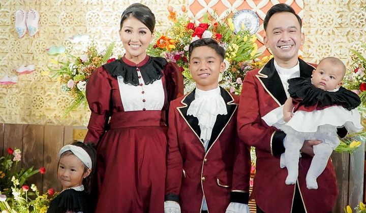 Posting Foto Baru Keluarga Kecilnya Ruben Onsu Bahagia Posting Foto Baru Keluarga Kecilnya Ruben Onsu Bahagia