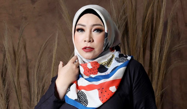 viral halloween melly goeslaw