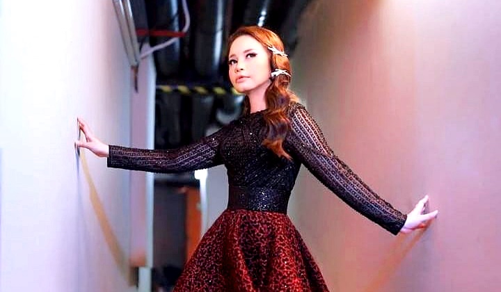 viral halloween melly goeslaw