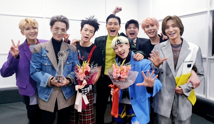 Foto: Rayakan Anniversary ke-14, Member Super Junior Unggah Ucapan Menyentuh Untuk Penggemar