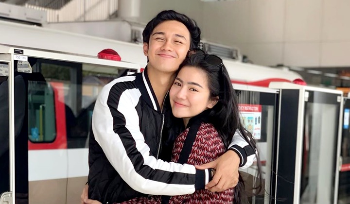 Caesar Hito Pajang Foto Sendirian Pasca Lamaran, Komentar 'Menggelitik' Sang Calon Istri Disorot