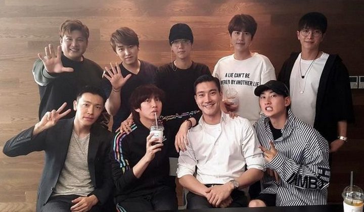 Foto: Dipanggil di Red Carpet 'AAA 2019' Super Junior Malah Ngilang, Begini Reaksi Netter